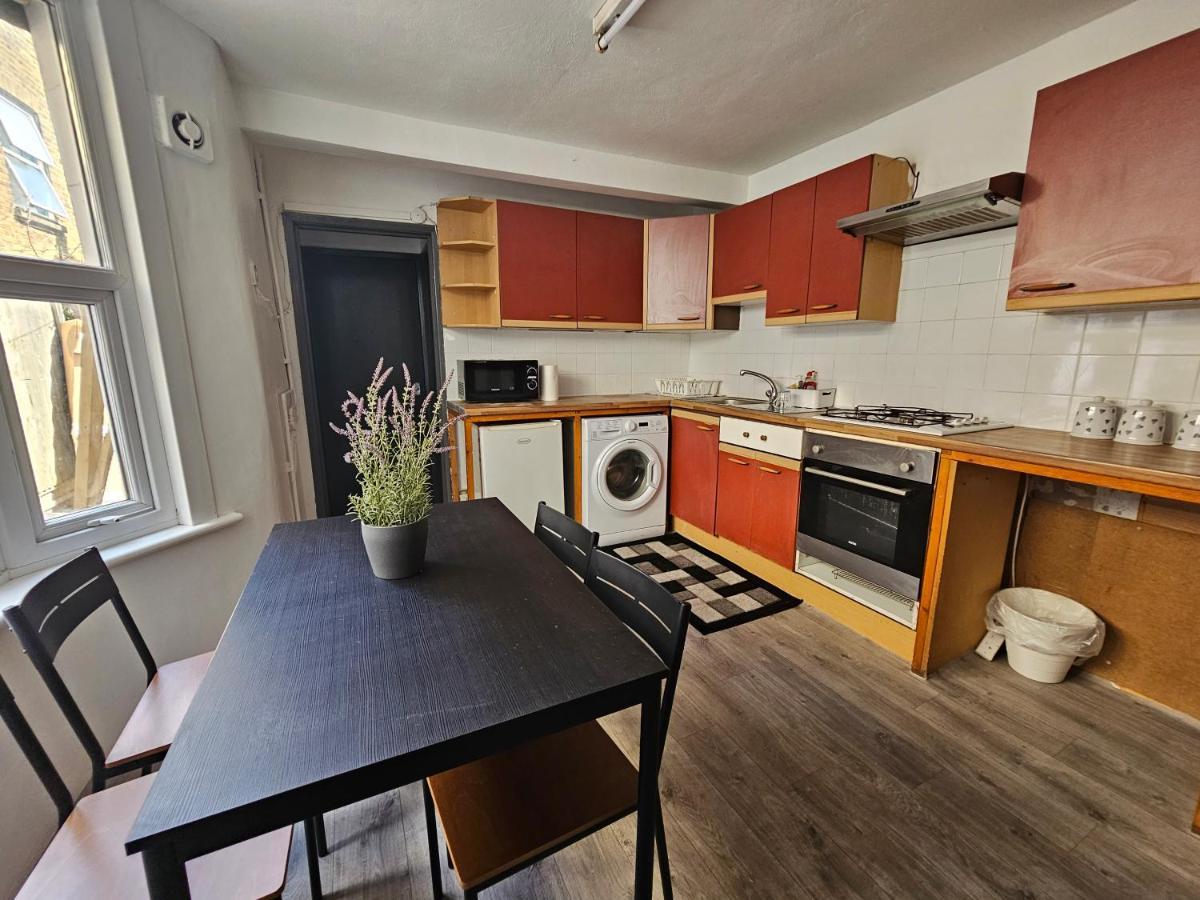 Family Room Near Queen Mary College Londres Exterior foto